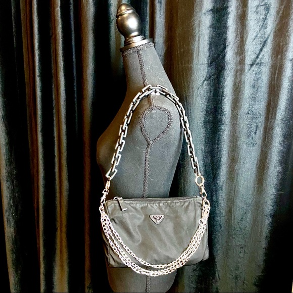 Prada pouch crossbody bag or shoulder bag with chains - Picture 3 of 16